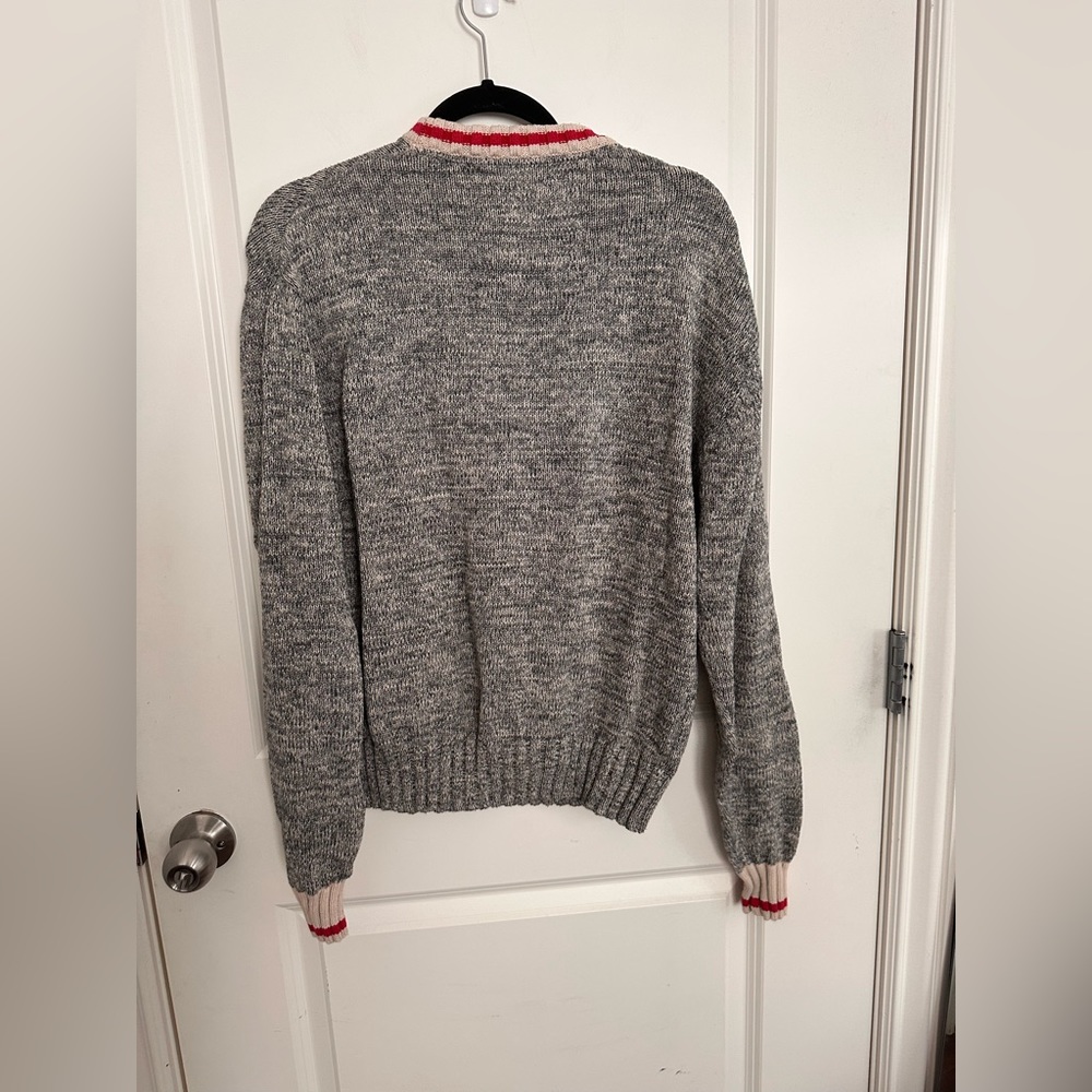 Memorial University of Newfoundland (MUN) Sweater - Picture 4 of 6
